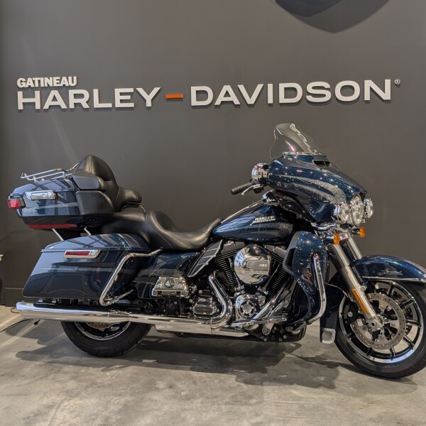 2016 Harley-Davidson® Ultra Limited Custom Colour Cosmic Blue Pearl