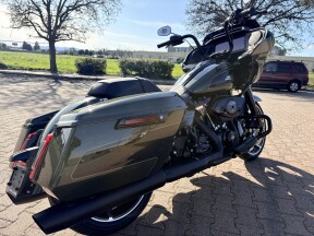 FLTRX 2026 Road Glide® thumb 3