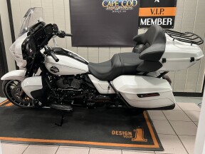 2026 Harley-Davidson® Street Glide Limited White Onyx Pearl Black Trim thumb 3