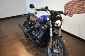 2025 Harley-Davidson® Nightster® Special Blue Burst thumb 3