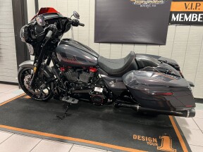 2026 Harley-Davidson® CVO Street Glide ST Inferno Gray thumb 3