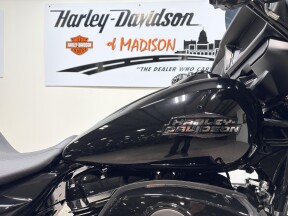 2026 FLHX Harley-Davidson® Street Glide® Vivid Black Black Trim thumb 2