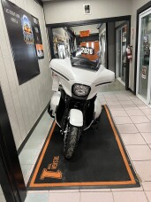 2026 Harley-Davidson® Street Glide Limited White Onyx Pearl Black Trim thumb 1