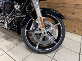 2026 Harley-Davidson® Street Glide® Teal Thunder / Vivid Black Chrome Trim FLHX thumb 1