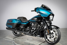 2026 Harley-Davidson® Street Glide® FLHX thumb 2