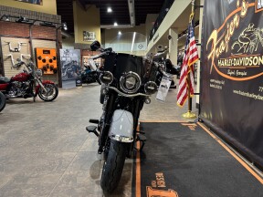 2026 Harley-Davidson® Heritage Classic Dark Billiard Gray Black Laced Wheels thumb 2