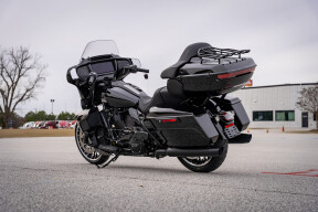 2026 Harley-Davidson® Street Glide Limited FLHXL thumb 0