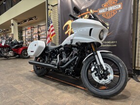2026 Harley-Davidson® Low Rider® ST White Onyx Pearl Black Trim thumb 3