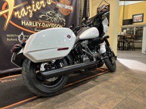 2026 Harley-Davidson® Low Rider® ST White Onyx Pearl Black Trim thumb 1