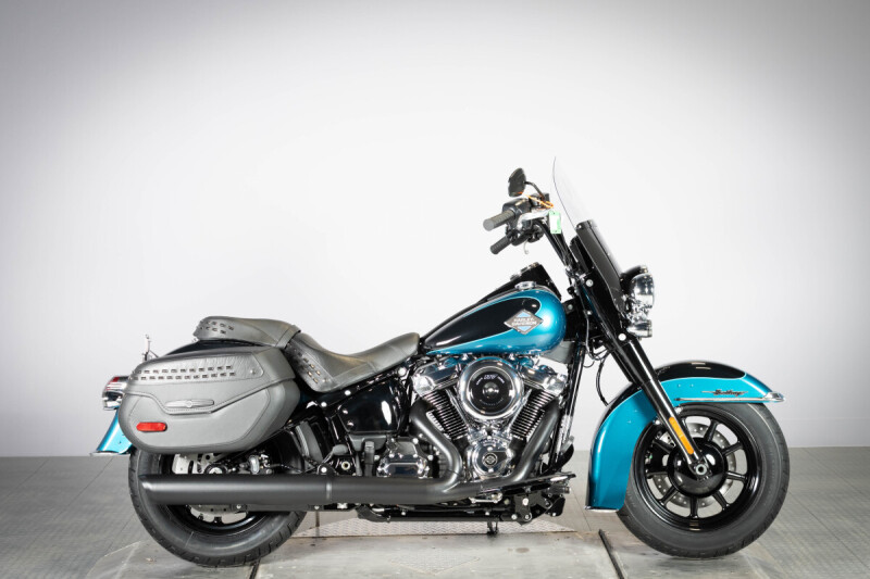 2026 Harley-Davidson® Heritage Classic FLHC