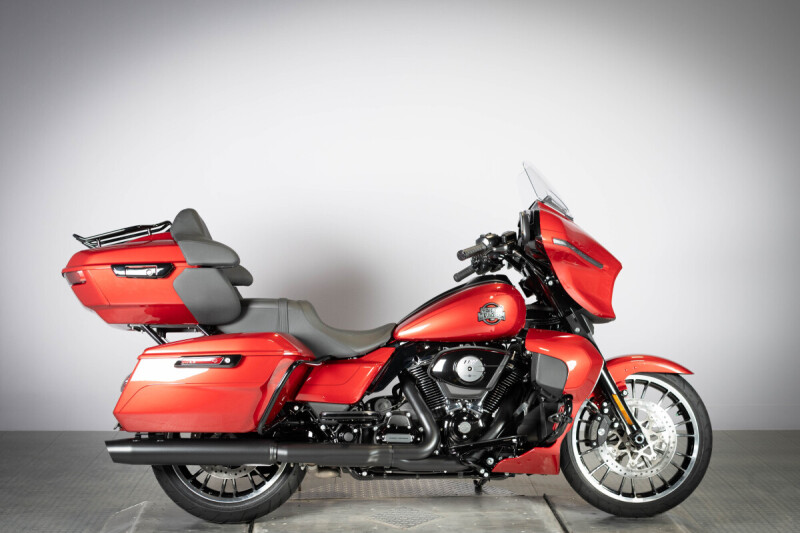 2026 Harley-Davidson® Street Glide Limited FLHXL