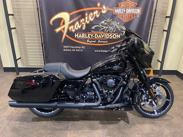 2026 Harley-Davidson® Street Glide® Vivid Black Black Trim