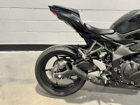 2024 Kawasaki NINJA® ZX™-4RR ABS Metallic Spark Black  thumb 0