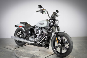 2026 Harley-Davidson® Street Bob® FXBB thumb 2