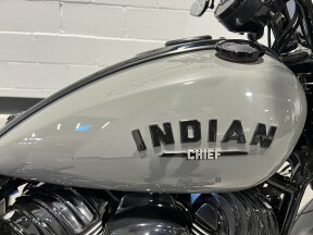 2023 Indian Motorcycle Sport Chief® Dark Horse Stealth Gray thumb 3