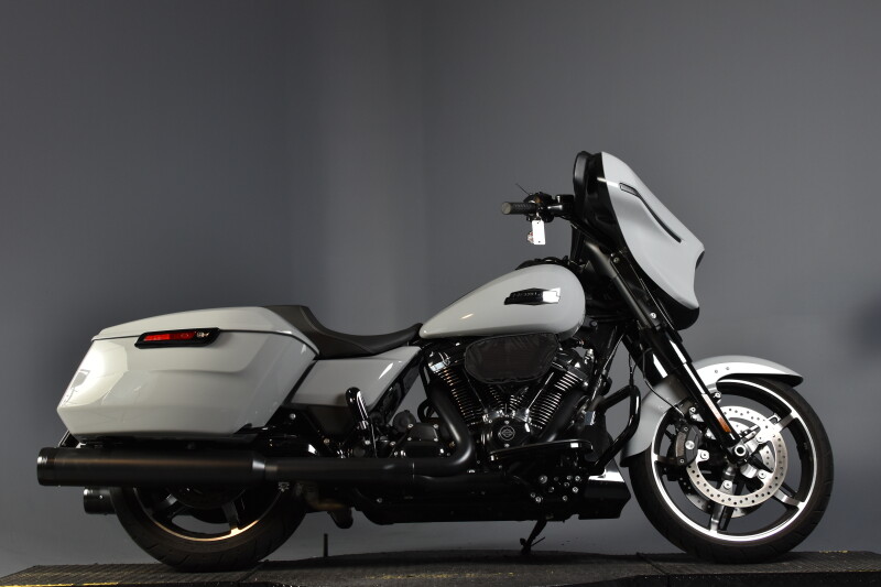 2025 Harley-Davidson® Street Glide® FLHX