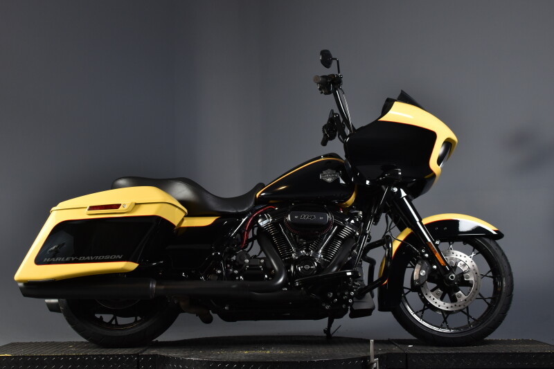 2023 Harley-Davidson® Road Glide® Special FLTRXS
