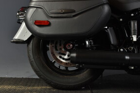 2025 Harley-Davidson® Heritage Classic FLHC thumb 0