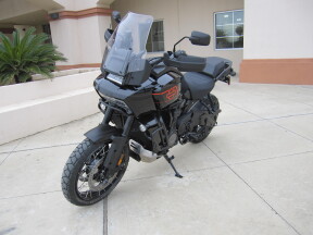 2026 Harley-Davidson® Pan America® 1250 Special Vivid Black Black Laced Wheels thumb 0
