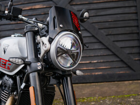 2026 Triumph Tracker 400 thumb 2