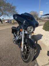 2022 Harley-Davidson® Street Glide® Special Vivid Black - Black Finish thumb 2