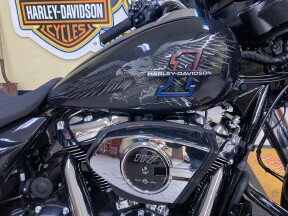 2026 Harley-Davidson® Street Glide® Midnight Ember Chrome Trim FLHX LIBERTY EDITION thumb 3