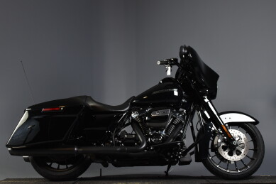 2018 Harley-Davidson® Street Glide® Special FLHXS