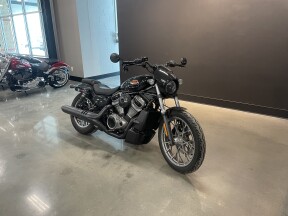 2023 Harley-Davidson® Nightster™ Special Vivid Black thumb 3