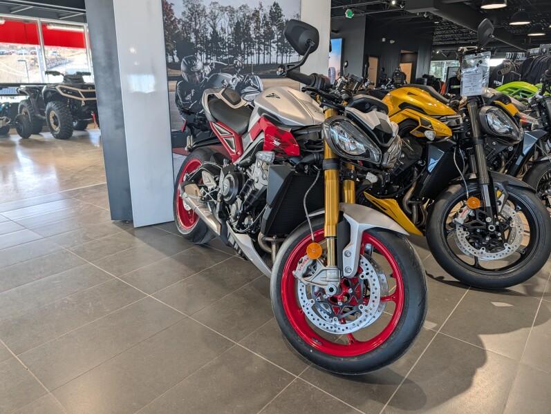 2026 Triumph Street Triple 765 RX