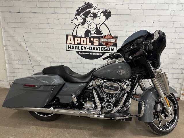 FLHXS 2022 Street Glide® Special