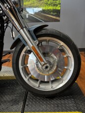 2024 Harley-Davidson® Fat Boy™ 114 SHARKSKIN BLUE thumb 2