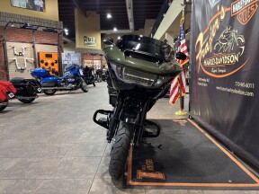 2026 Harley-Davidson® Road Glide® Olive Steel Metallic / Vivid Black Black Trim thumb 2