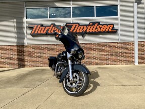 2012 Harley-Davidson® Street Glide® Big Blue Pearl thumb 3