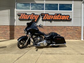 2012 Harley-Davidson® Street Glide® Big Blue Pearl thumb 2