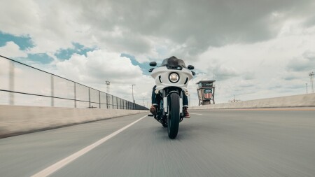 Touring-Curious Riders in Davenport, IA Are Watching the 2026 Harley-Davidson® Low Rider® ST Closely