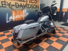 2025 Accessorized Harley-Davidson Street Glide FLHX thumb 2
