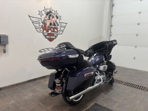 2026 Harley-Davidson® Street Glide® Purple Abyss Chrome Trim thumb 2
