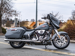 FLHX 2026 Street Glide® thumb 1
