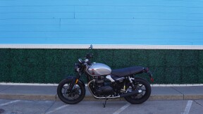 2025 Speed Twin 900 thumb 3