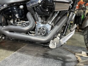 Harley-Davidson® Breakout® 2016 FXSB BILLET SILVER thumb 0