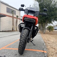 2026 Harley-Davidson® Pan America® 1250 Special RA1250S thumb 2