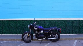 2024 Triumph Bonneville T100 Black  thumb 3