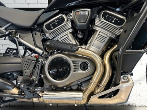 2026 Harley-Davidson® Pan America® 1250 Special Vivid Black Black Laced Wheels thumb 1
