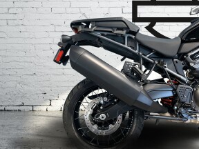 2026 Harley-Davidson® Pan America® 1250 Special Vivid Black Black Laced Wheels thumb 0