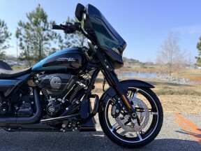 2026 Harley-Davidson® Street Glide® FLHX thumb 1