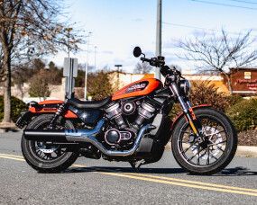 RH975 2026 Nightster® thumb 1