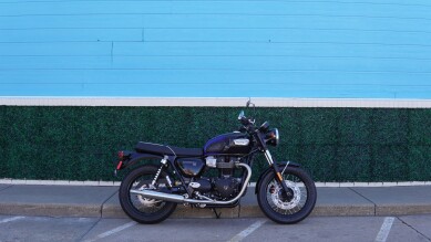 2024 Triumph Bonneville T100 Black 