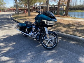 2026 Harley-Davidson® Road Glide™ thumb 3