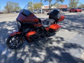 2025 Harley-Davidson® Street Glide™ Ultra thumb 1