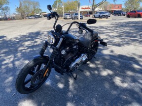 2025 Harley-Davidson® Street Bob® thumb 1